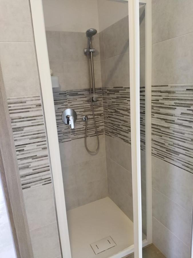 Apartament Riva'S Slim House 2 Zewnętrze zdjęcie