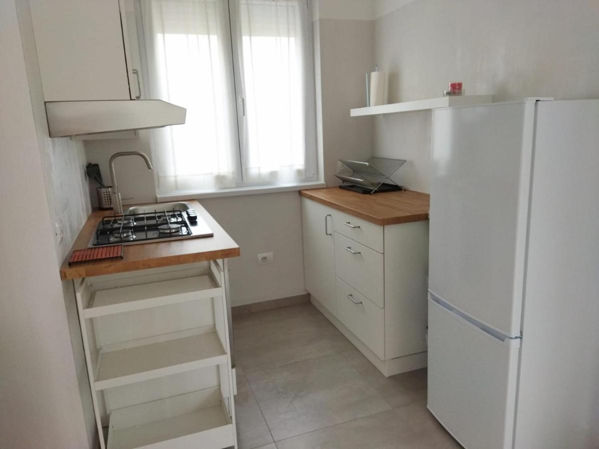 Apartament Riva'S Slim House 2 Zewnętrze zdjęcie