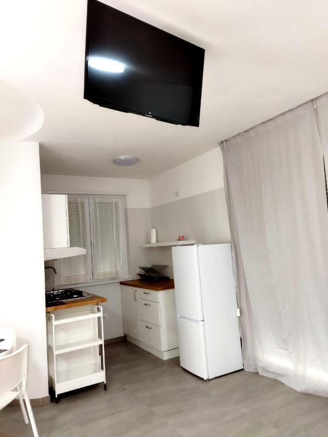Apartament Riva'S Slim House 2 Zewnętrze zdjęcie