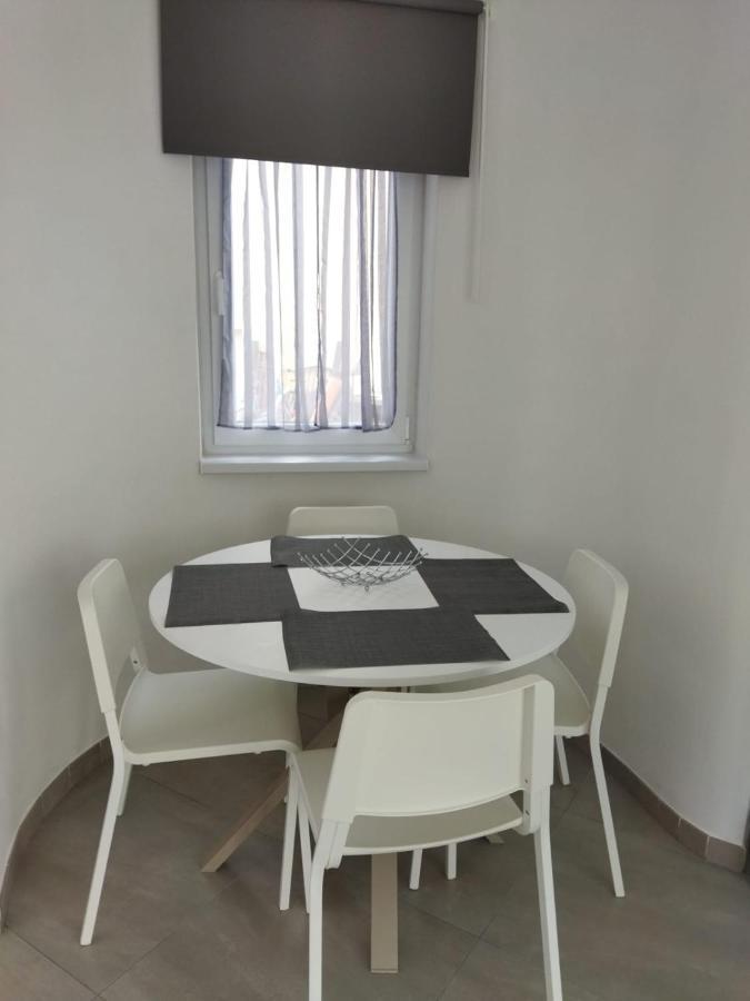 Apartament Riva'S Slim House 2 Zewnętrze zdjęcie